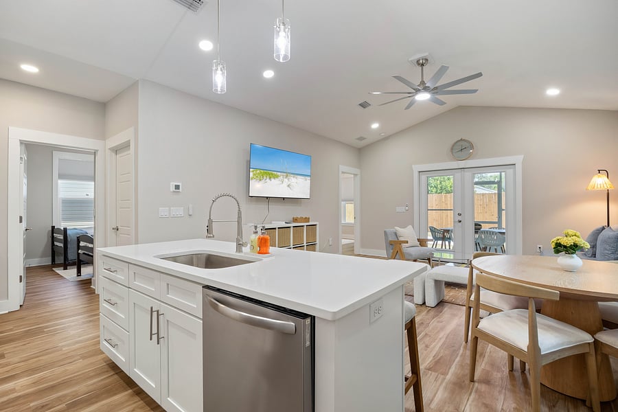 Furnished Finder property 1048203_1 photo 10