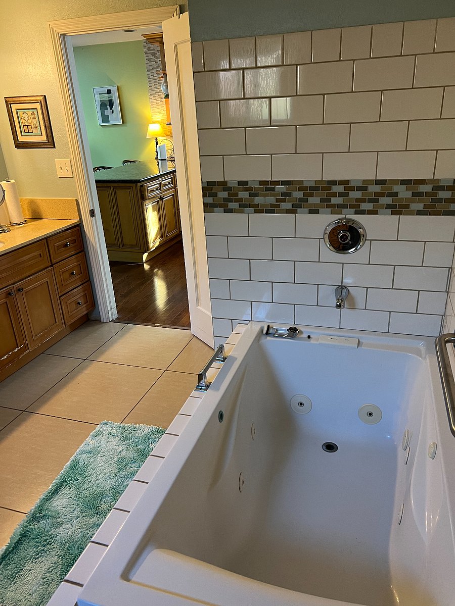 Furnished Finder property 1048204_1 photo 5