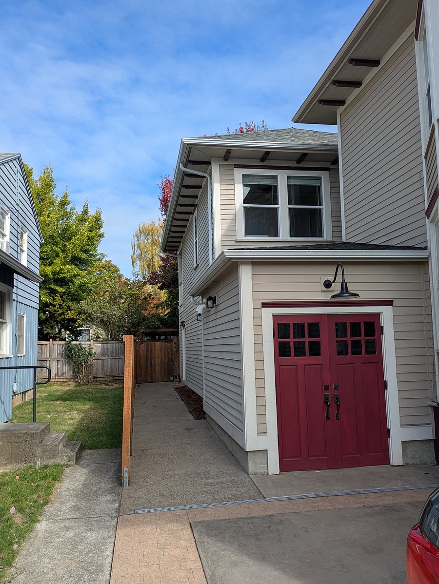 Furnished Finder property 1048206_1 photo 2