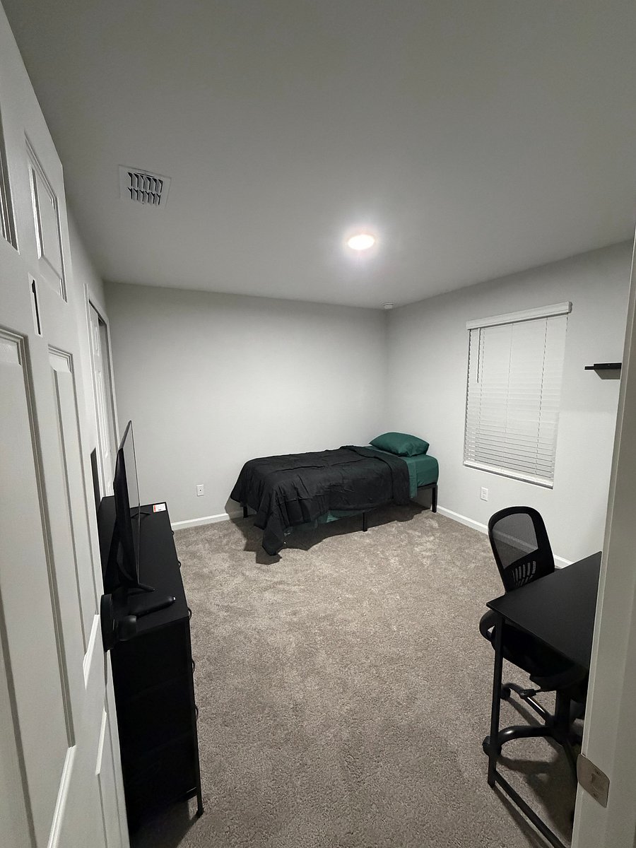 Furnished Finder property 1048253_1 photo 7