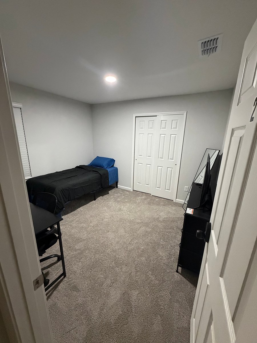 Furnished Finder property 1048253_1 photo 9