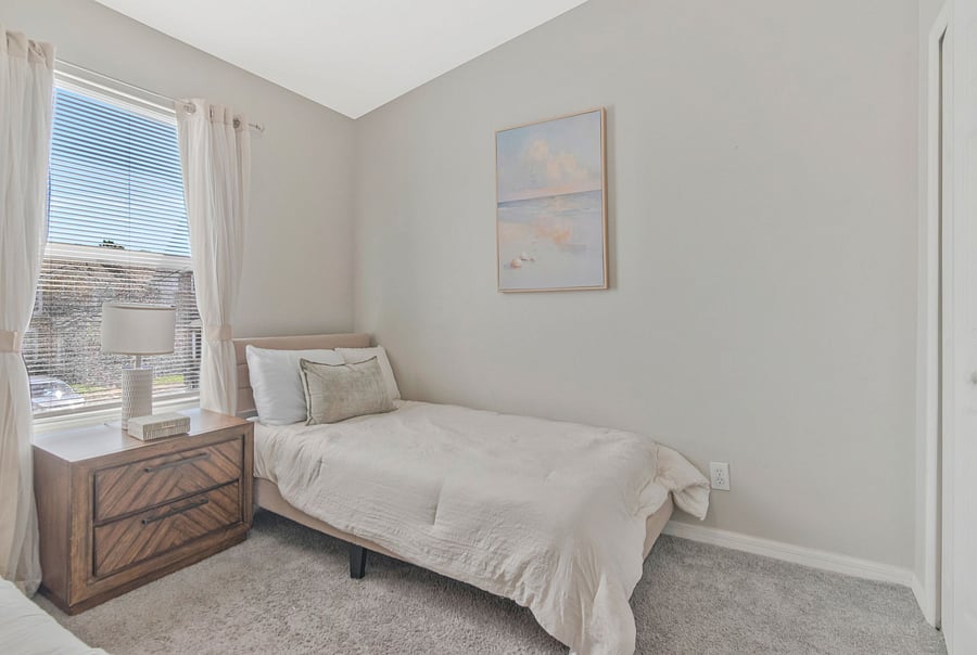 Furnished Finder property 1048267_1 photo 40