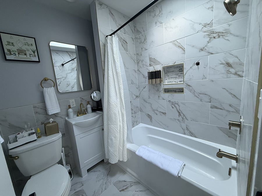 Furnished Finder property 1048277_1 photo 8