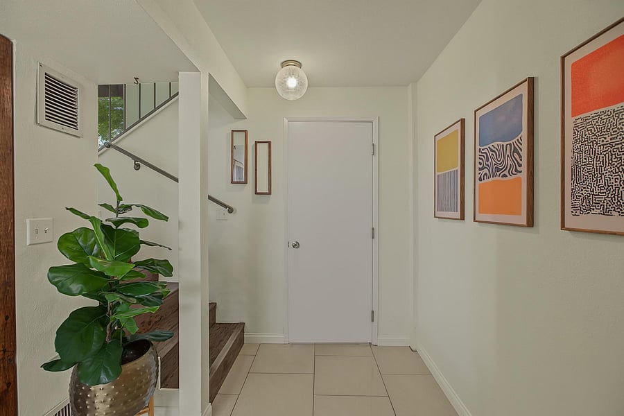 Furnished Finder property 1048312_1 photo 10