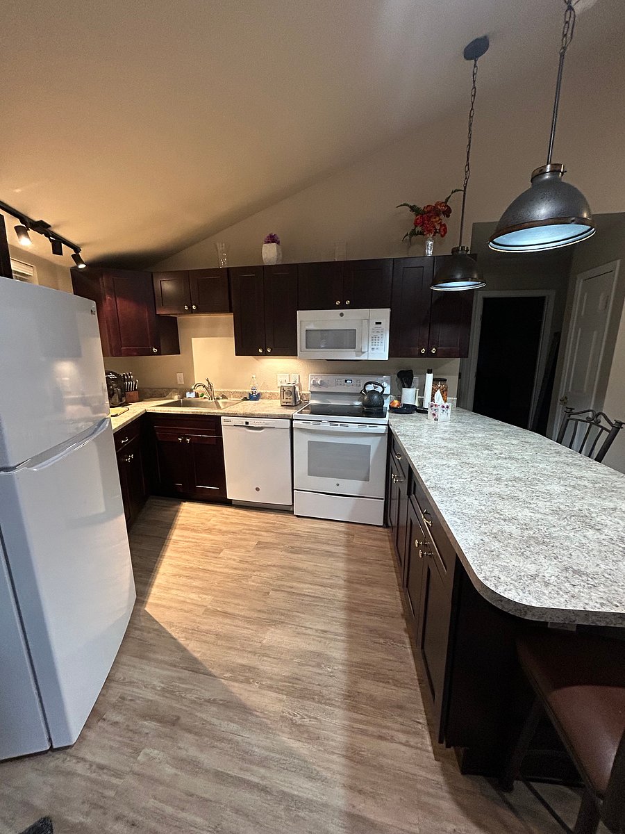 Furnished Finder property 1048327_1 photo 4