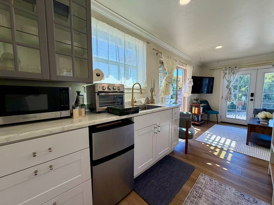 Furnished Finder property 1048333_1 photo 3