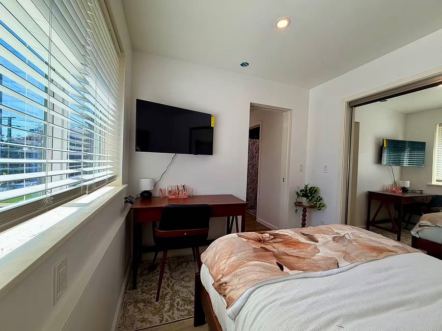 Furnished Finder property 1048333_1 photo 10