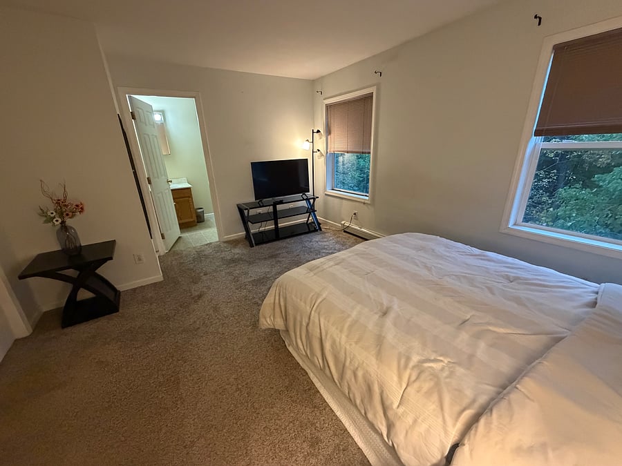 Furnished Finder property 1048338_1 photo 4