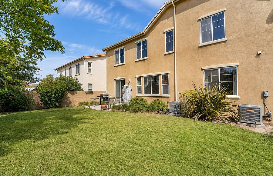 Furnished Finder property 1048354_1 photo 24