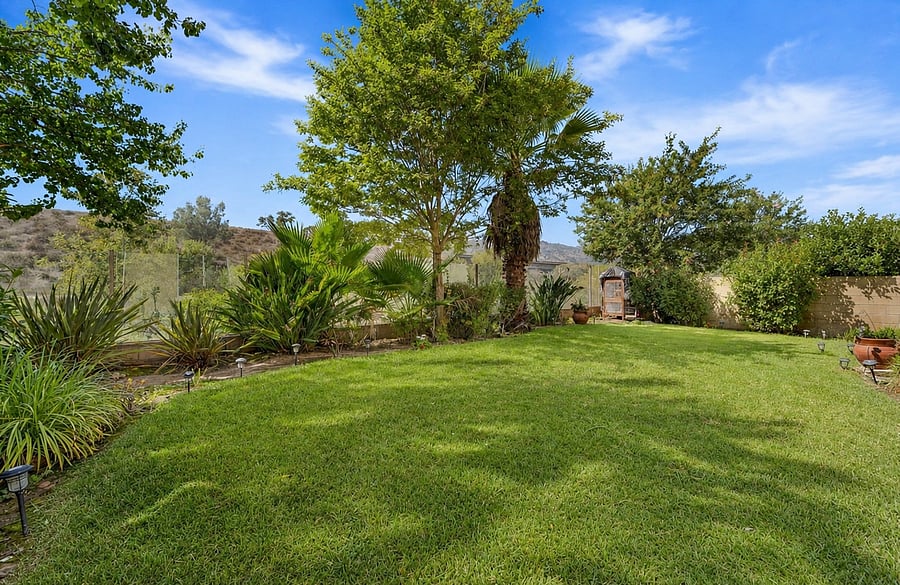 Furnished Finder property 1048354_1 photo 26