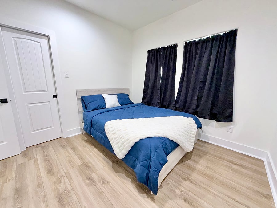 Furnished Finder property 1048356_1 photo 29