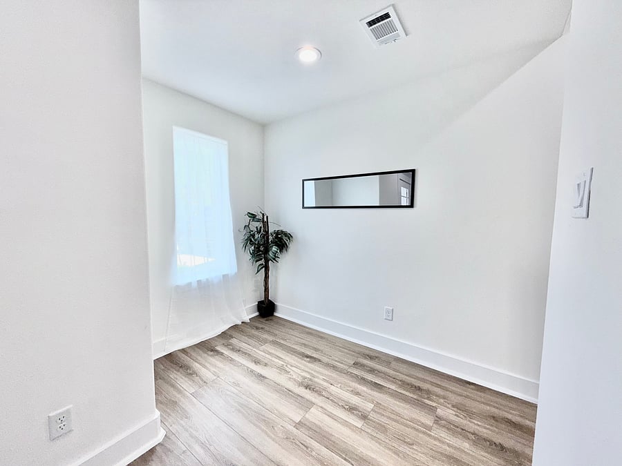Furnished Finder property 1048356_1 photo 17