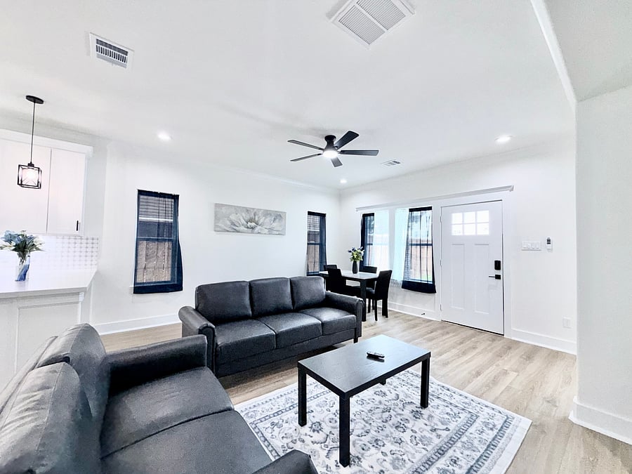 Furnished Finder property 1048356_1 photo 5