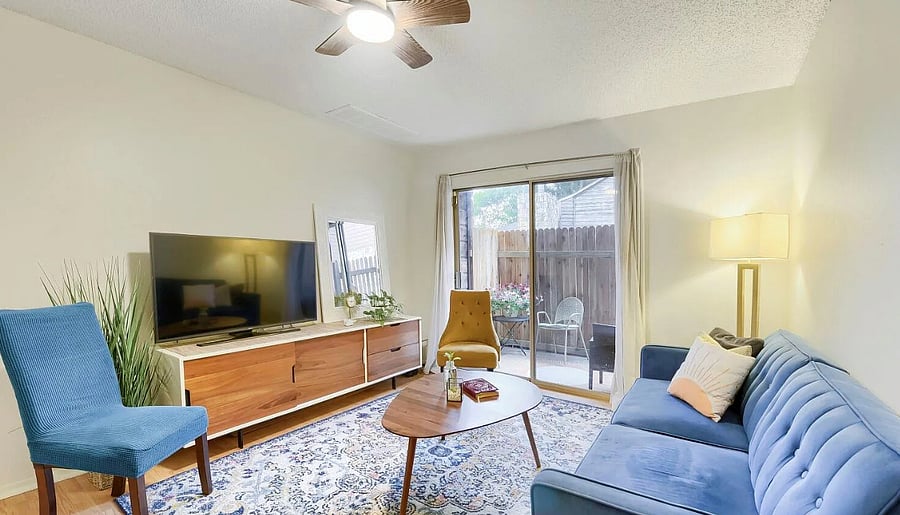Furnished Finder property 1048370_1 photo 5