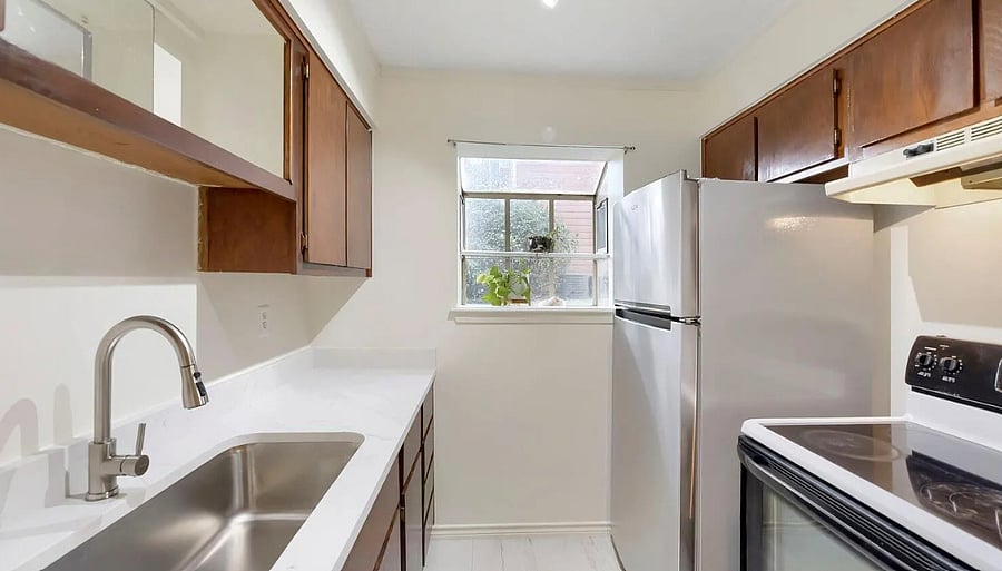 Furnished Finder property 1048370_1 photo 7