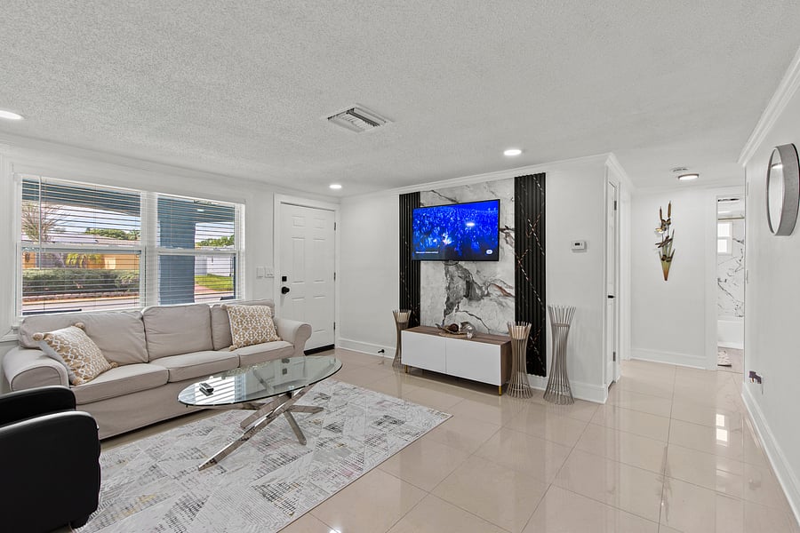 Furnished Finder property 1048378_1 photo 9