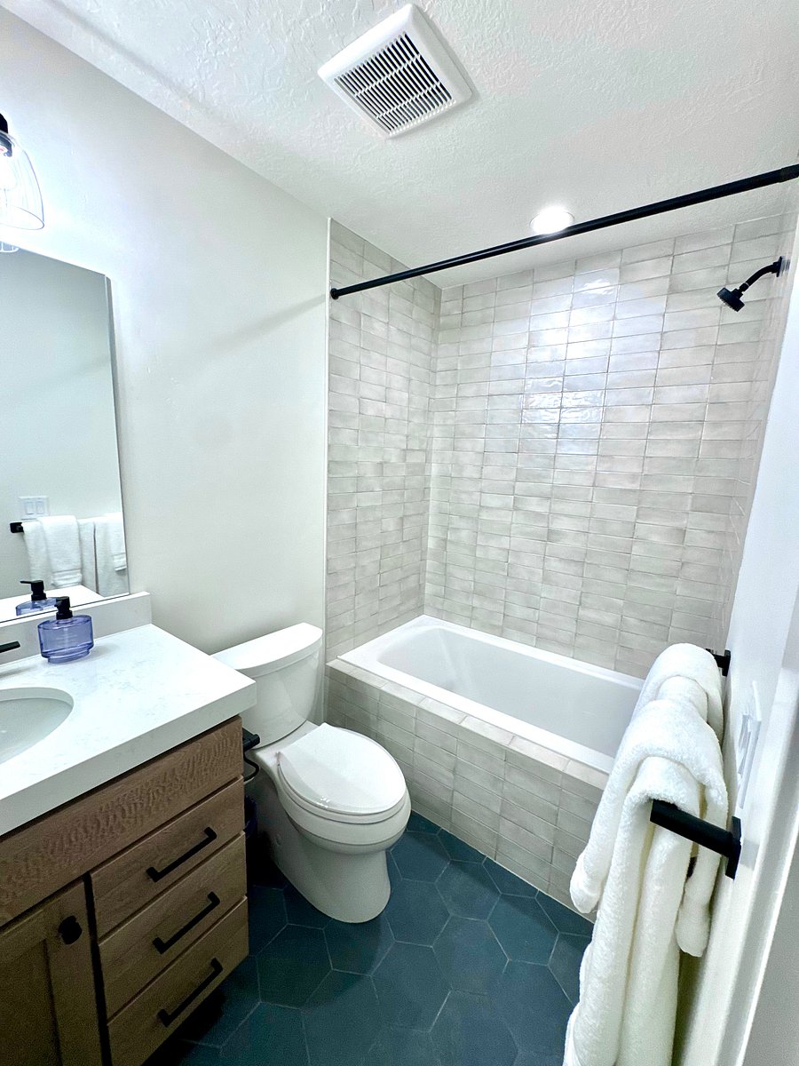 Furnished Finder property 1048396_1 photo 26