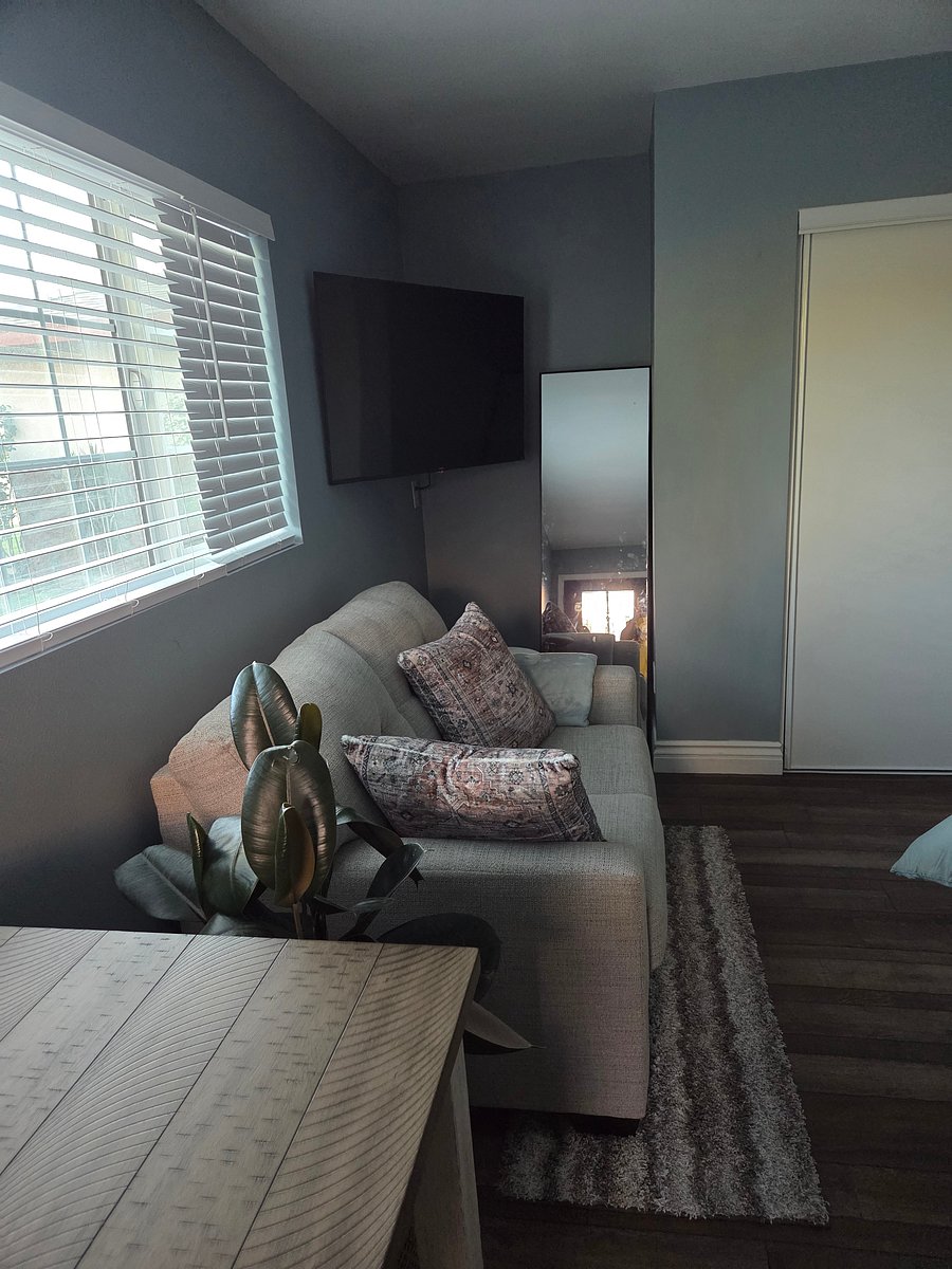 Furnished Finder property 1048398_1 photo 13