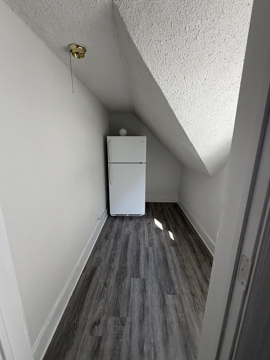 Furnished Finder property 1048409_1 photo 8