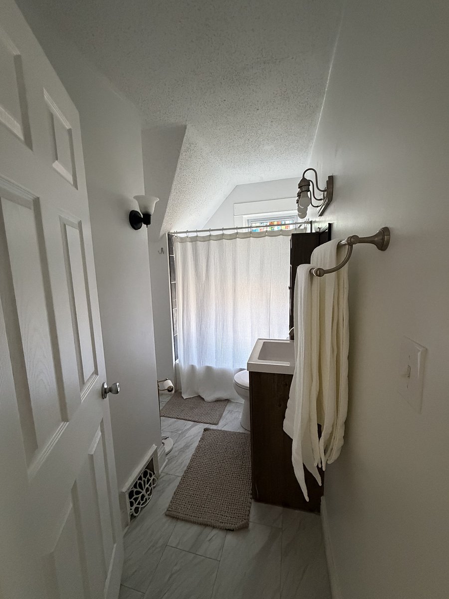 Furnished Finder property 1048409_1 photo 6