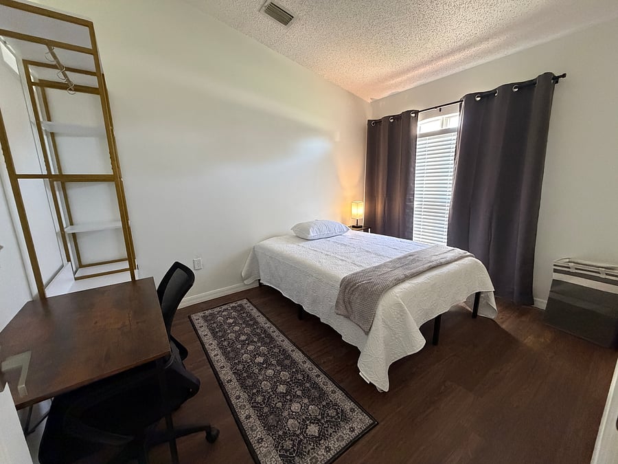 Furnished Finder property 1048415_1 photo 5