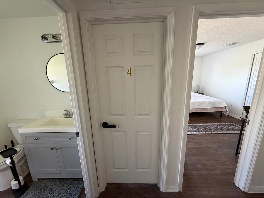 Furnished Finder property 1048415_1 photo 19