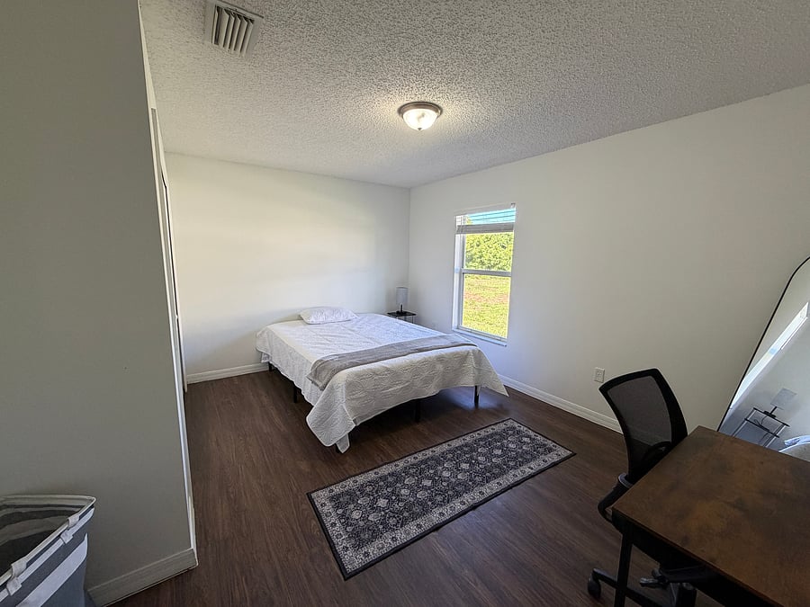 Furnished Finder property 1048415_1 photo 22