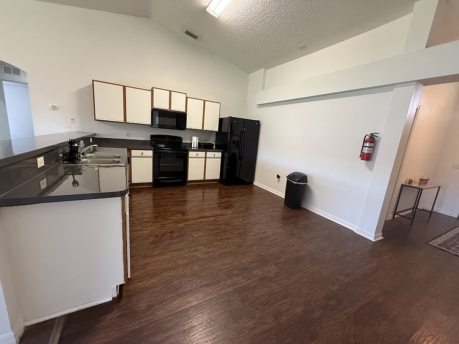 Furnished Finder property 1048415_1 photo 63