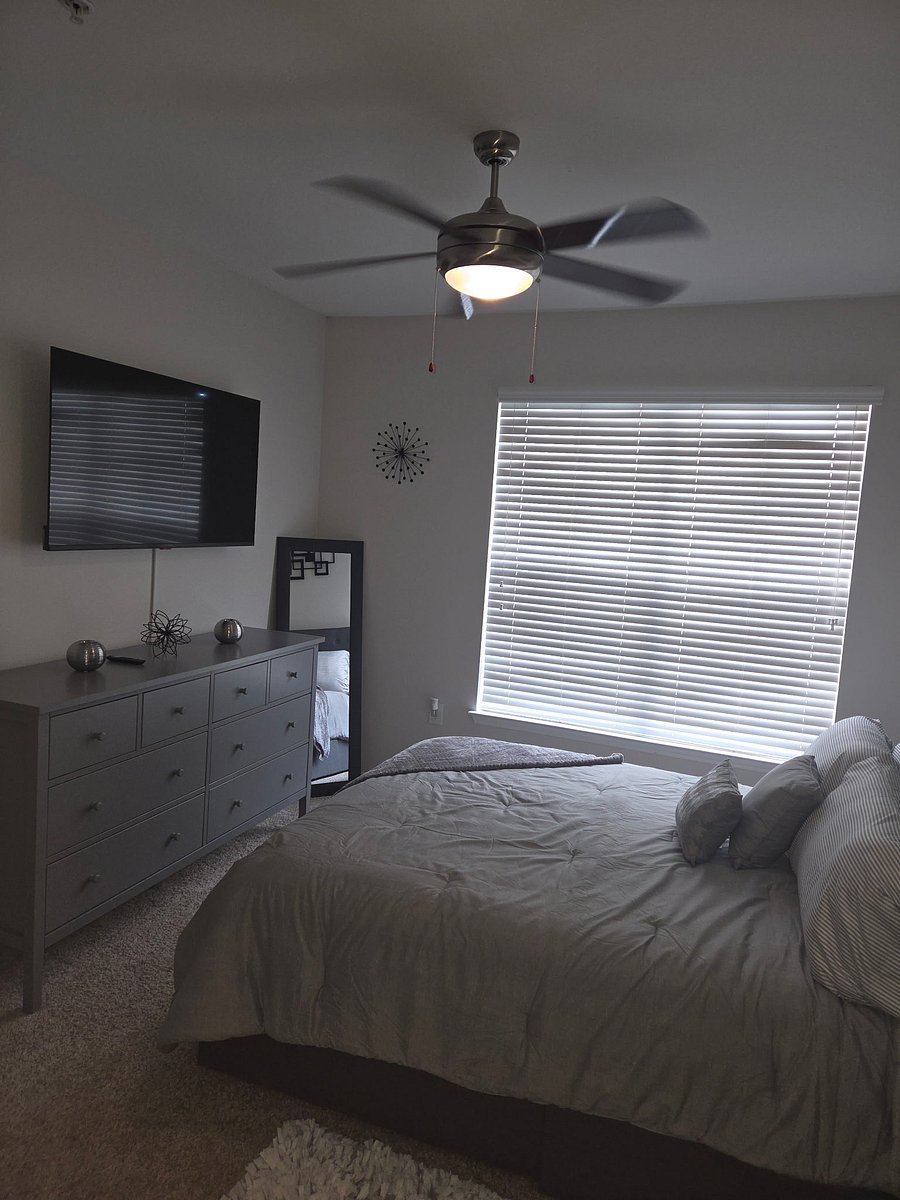 Furnished Finder property 1048427_1 photo 2