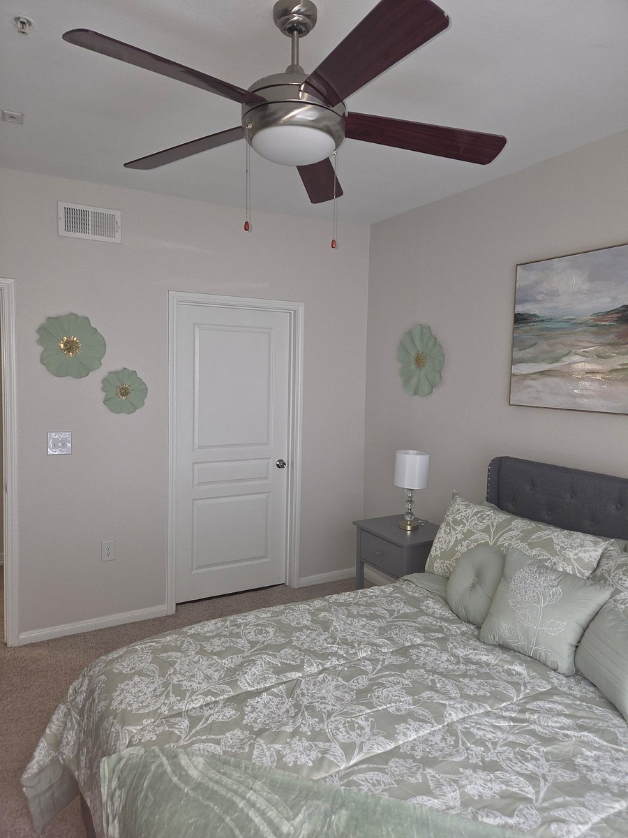 Furnished Finder property 1048427_1 photo 8