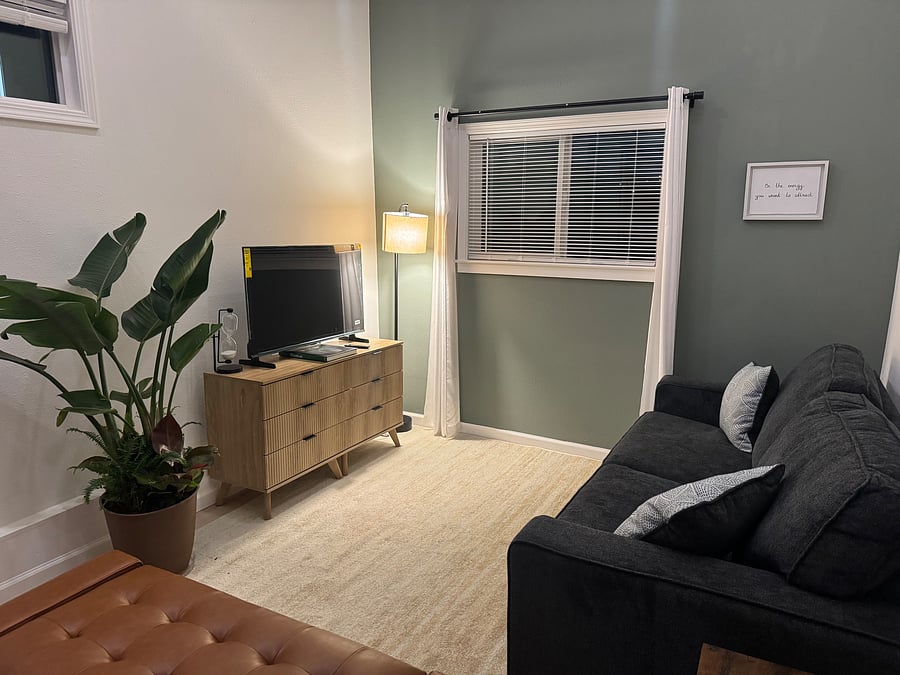 Furnished Finder property 1048430_1 photo 4