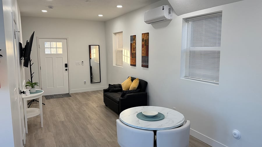 Furnished Finder property 1048433_1 photo 4