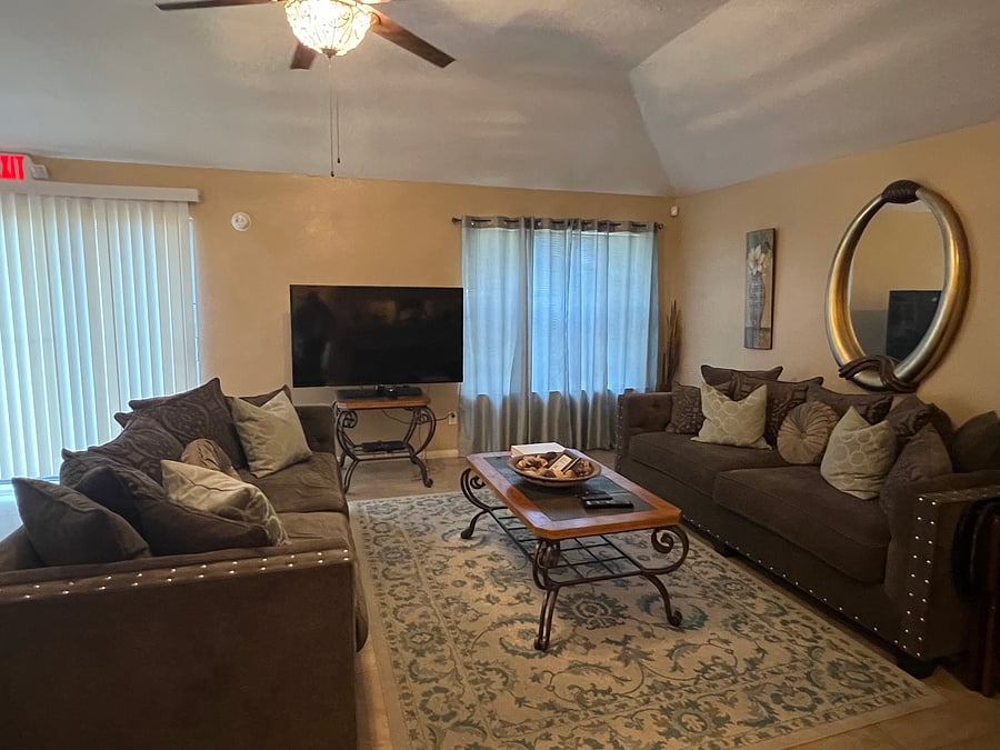 Furnished Finder property 1048435_1 photo 3