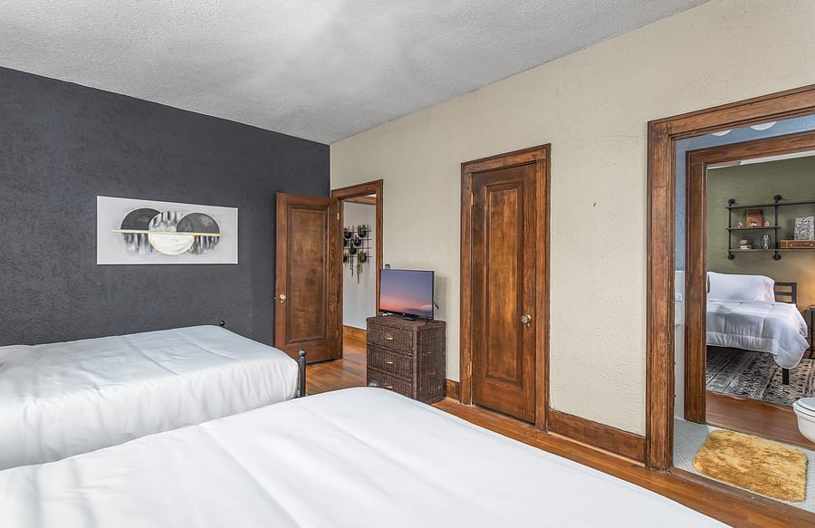 Furnished Finder property 1048438_1 photo 21