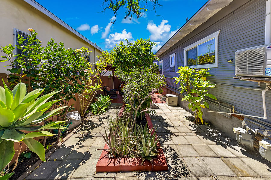 Furnished Finder property 1048439_1 photo 25