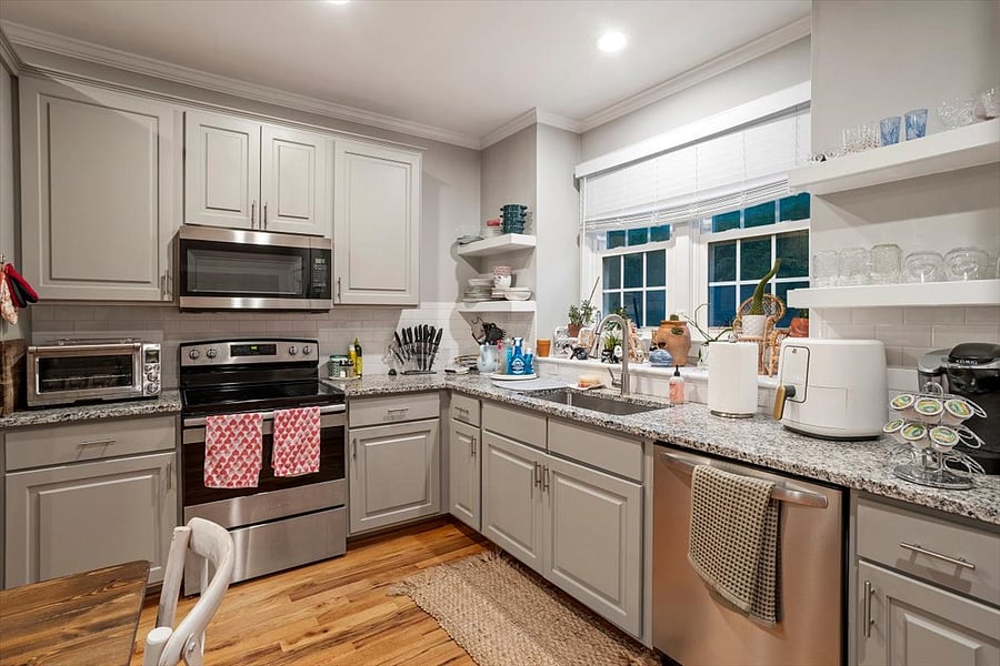 Furnished Finder property 1048446_1 photo 9