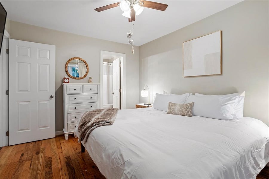 Furnished Finder property 1048446_1 photo 20
