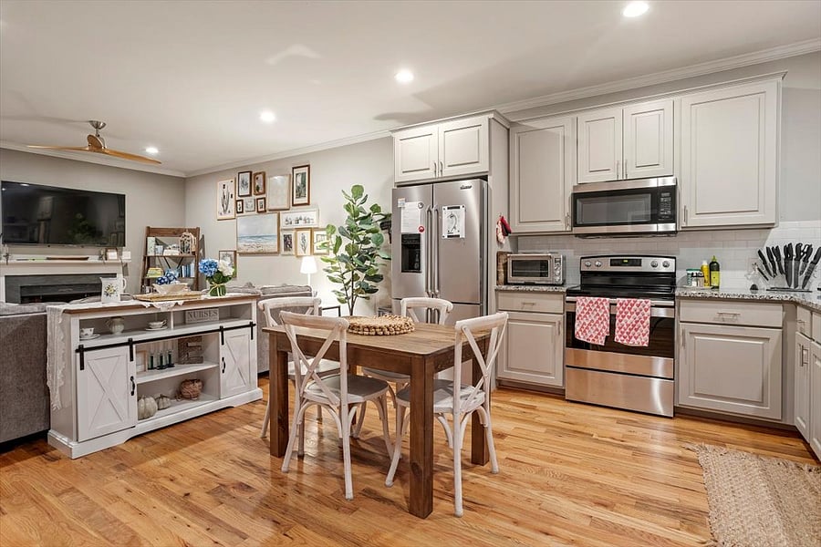 Furnished Finder property 1048446_1 photo 7