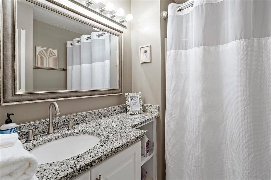 Furnished Finder property 1048446_1 photo 21