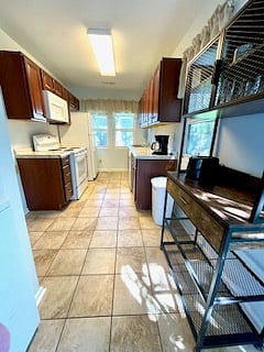 Furnished Finder property 1048478_1 photo 7