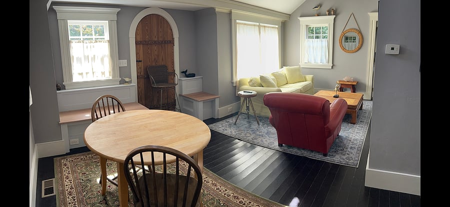 Shared living room for apartments 1 and 2