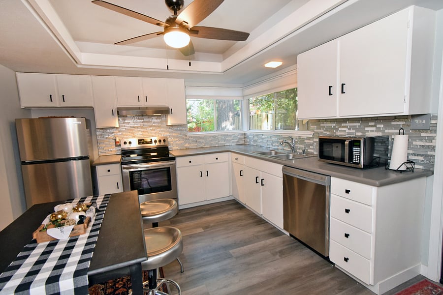 Furnished Finder property 1048503_1 photo 18