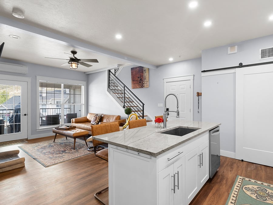 Furnished Finder property 1048512_1 photo 3