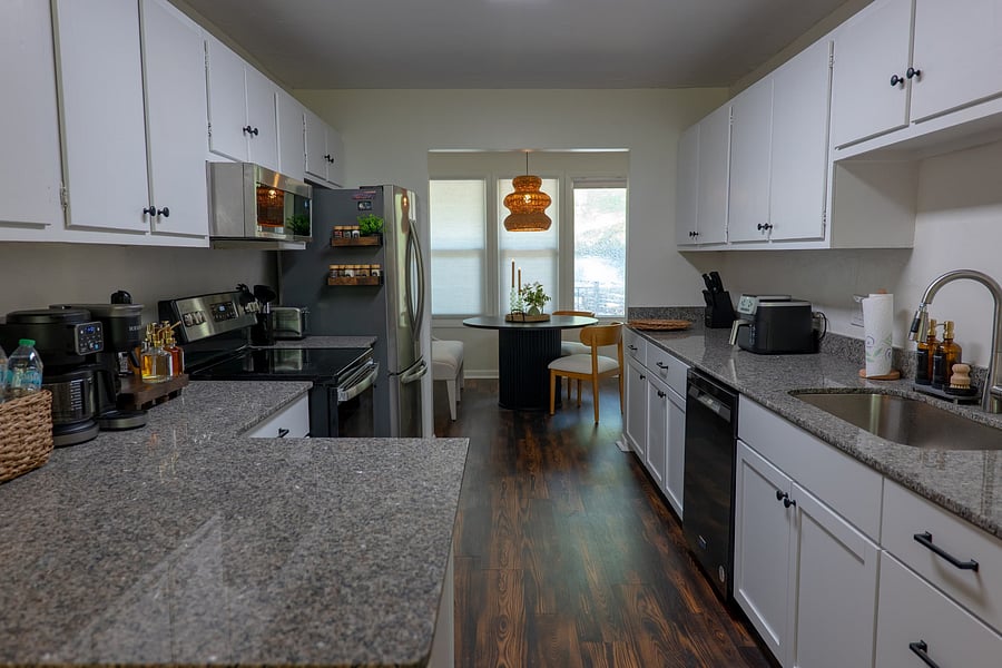 Furnished Finder property 1048521_1 photo 2