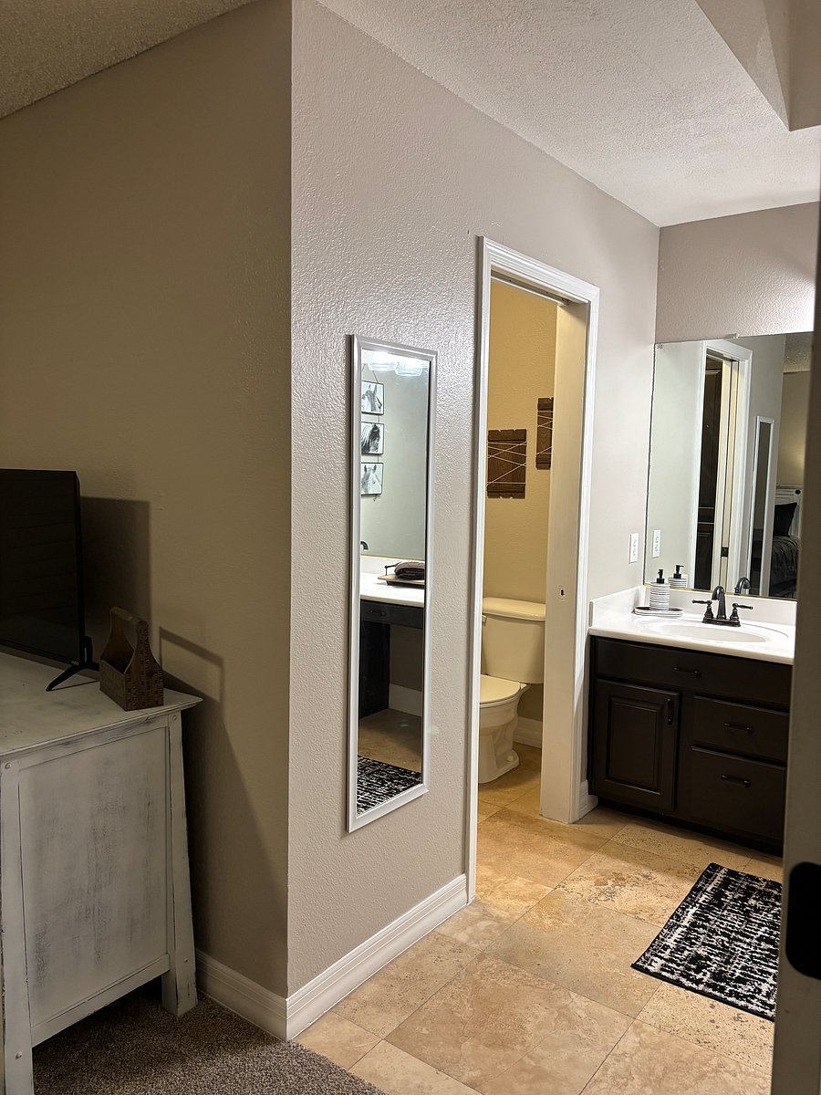 Furnished Finder property 1048537_2 photo 4