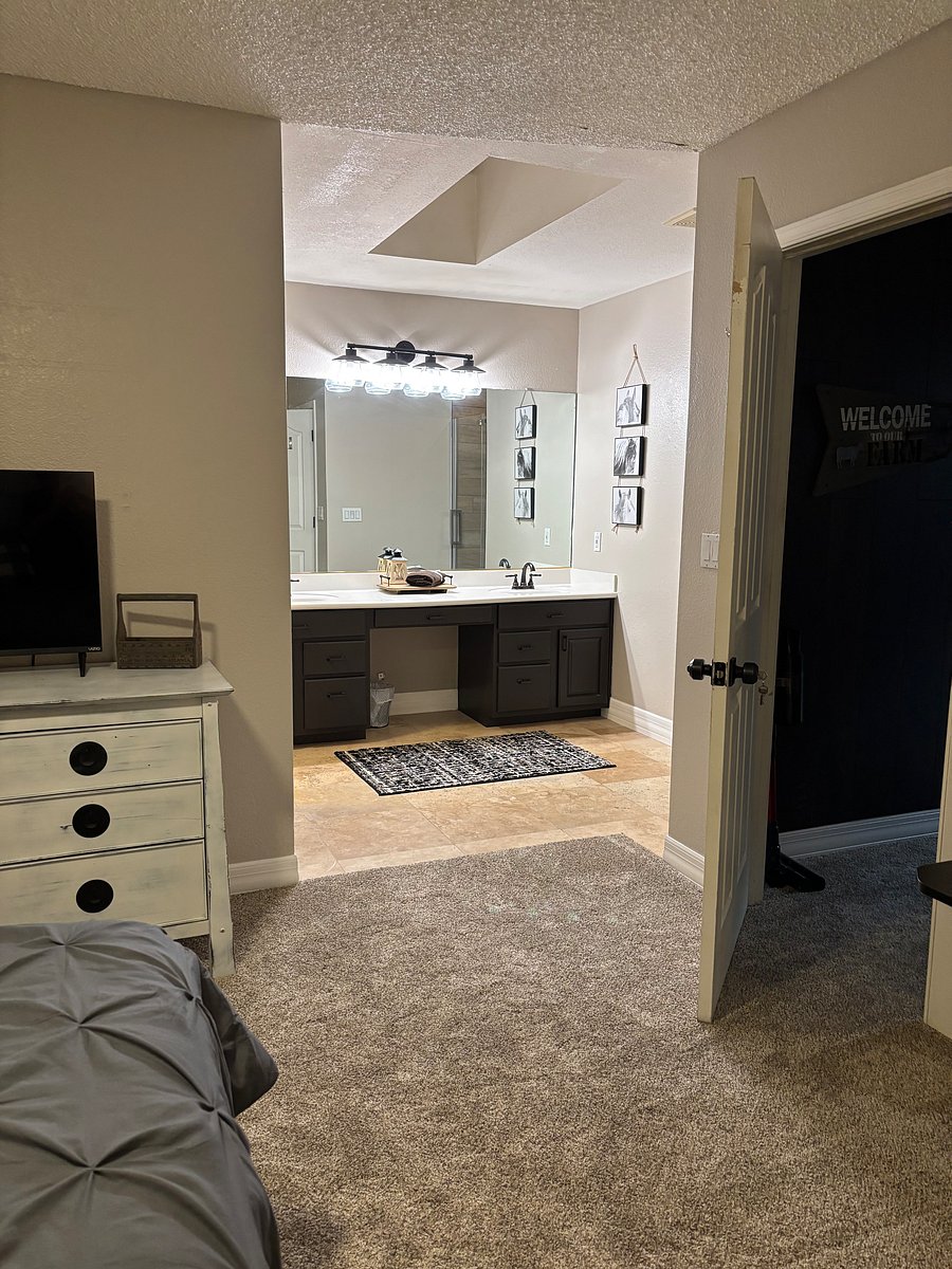 Furnished Finder property 1048537_2 photo 13