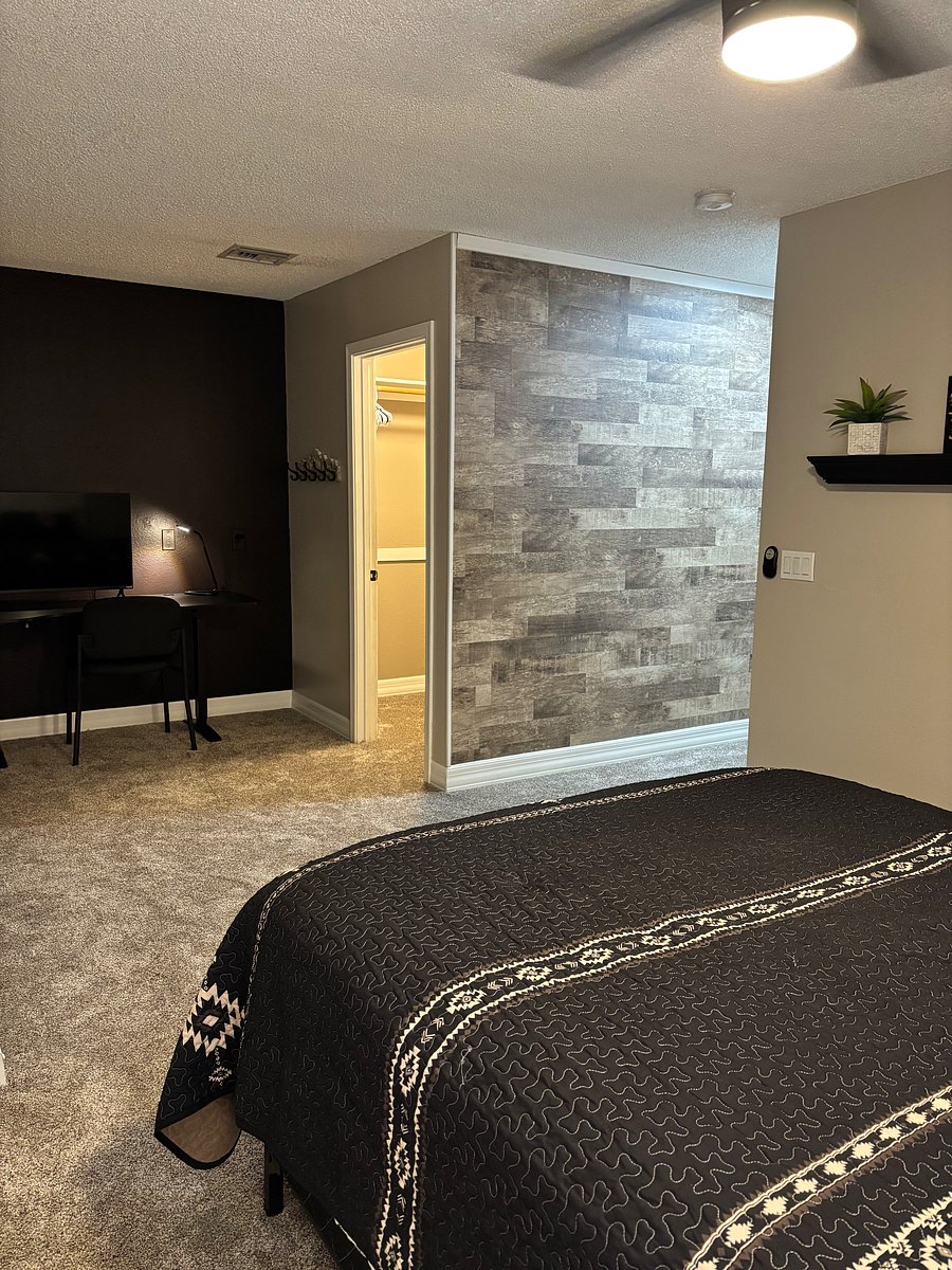 Furnished Finder property 1048537_3 photo 11