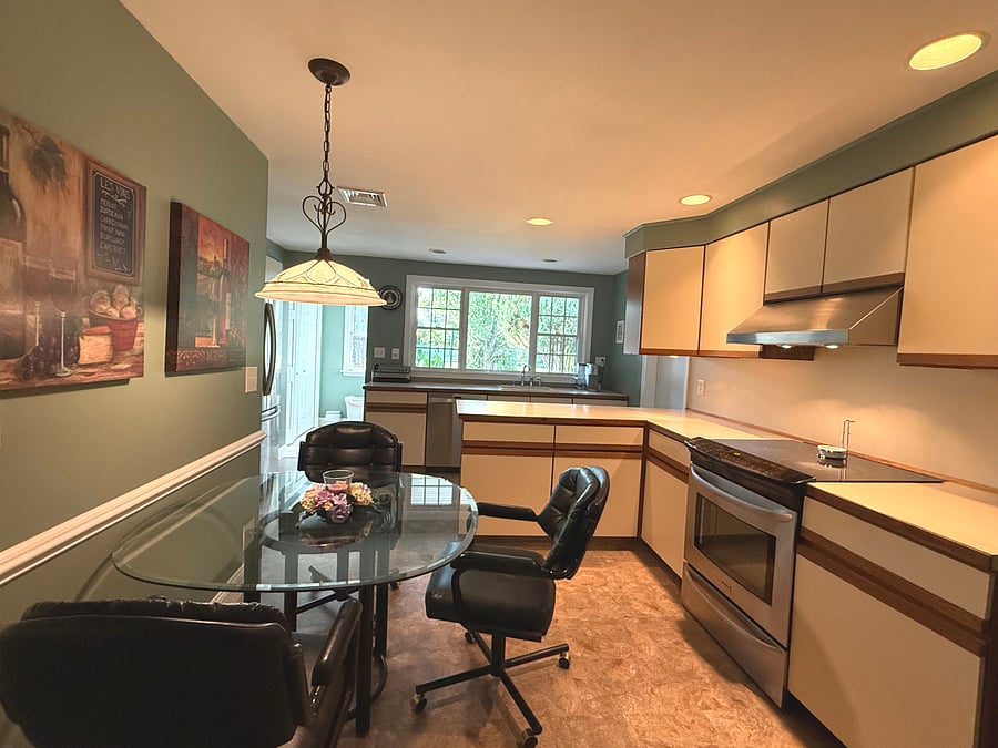 Furnished Finder property 1048546_1 photo 9