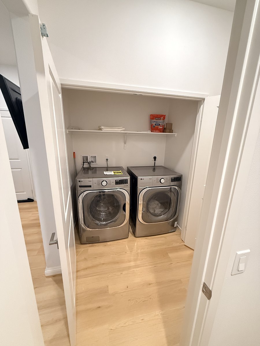 Furnished Finder property 1048547_1 photo 5