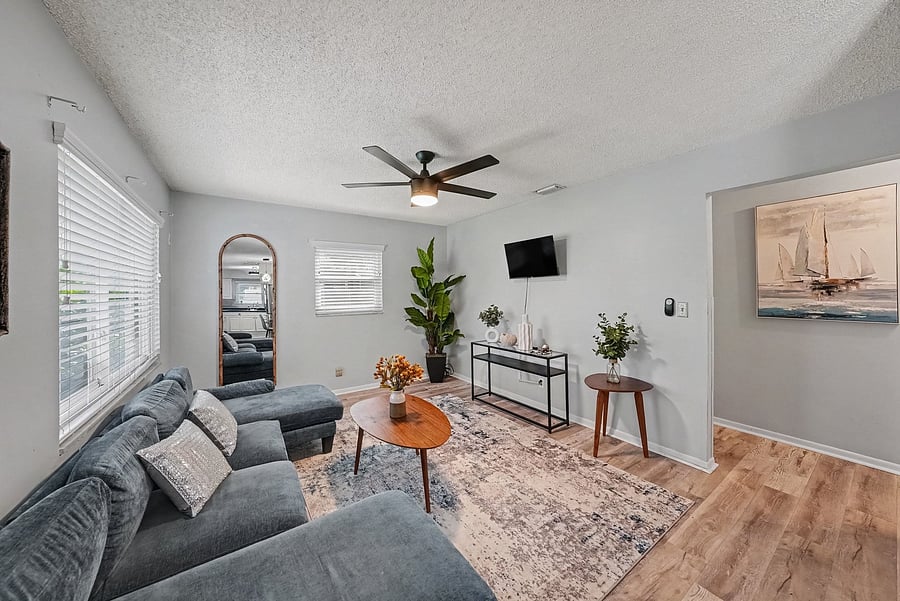 Furnished Finder property 1048589_1 photo 6